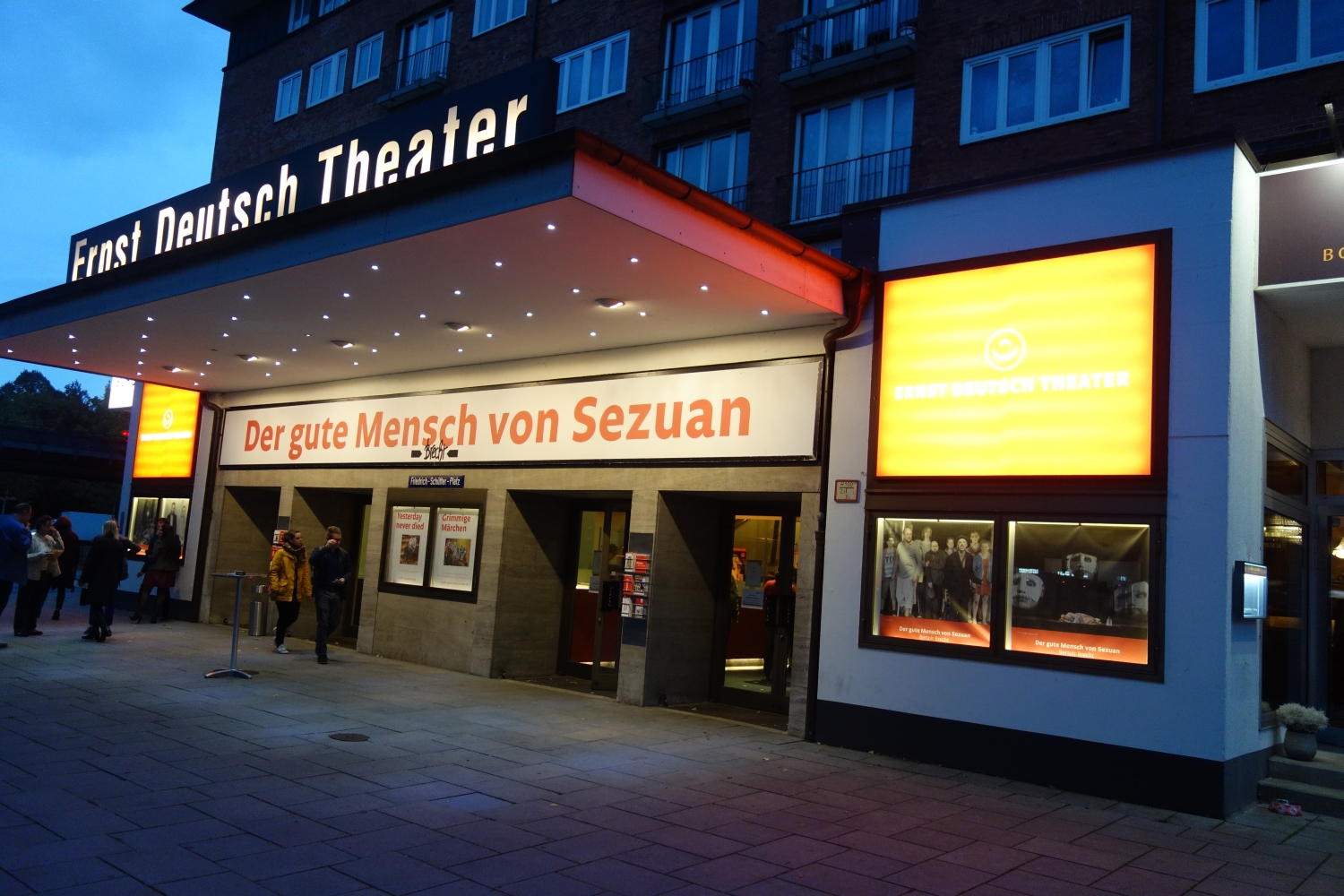 Der gute Mensch von Sezuan am Ernst-Deutsch-Theater